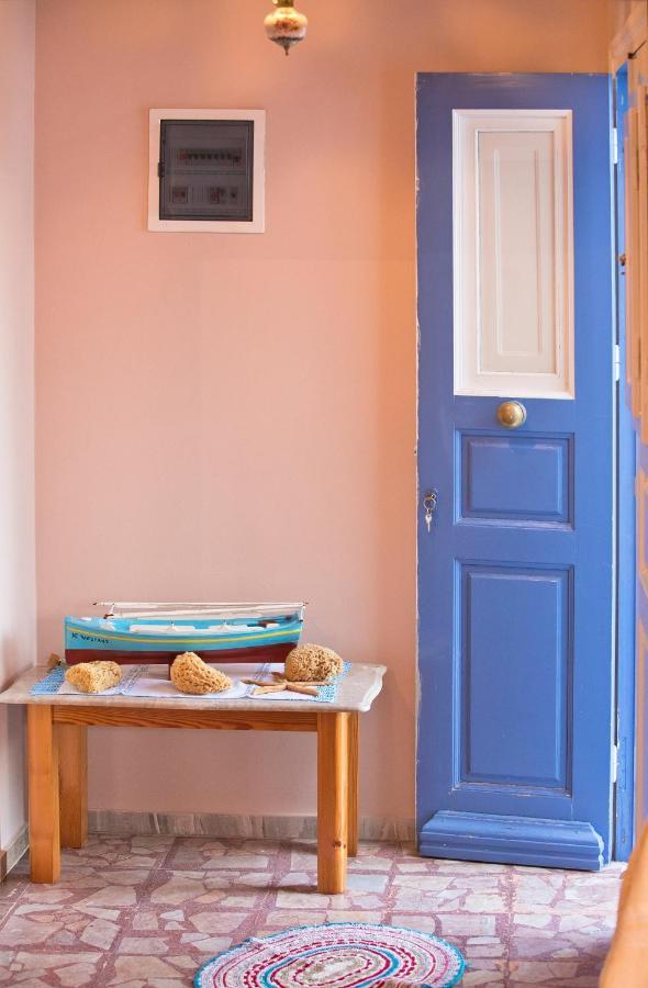 Petroula Apartments Emborios エクステリア 写真