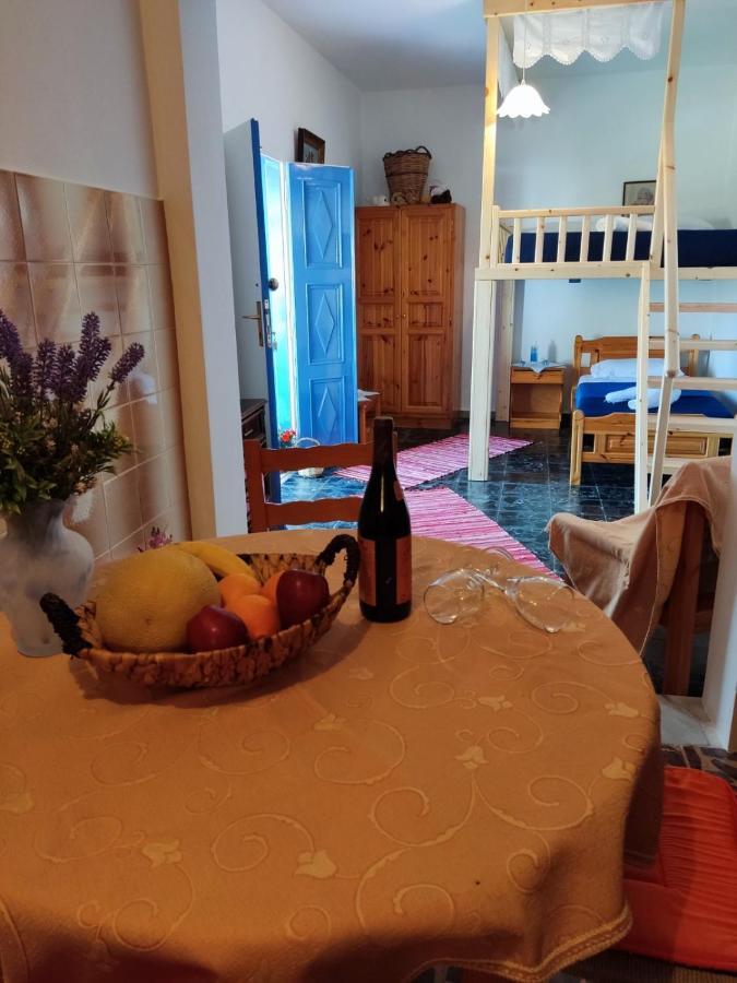 Petroula Apartments Emborios エクステリア 写真